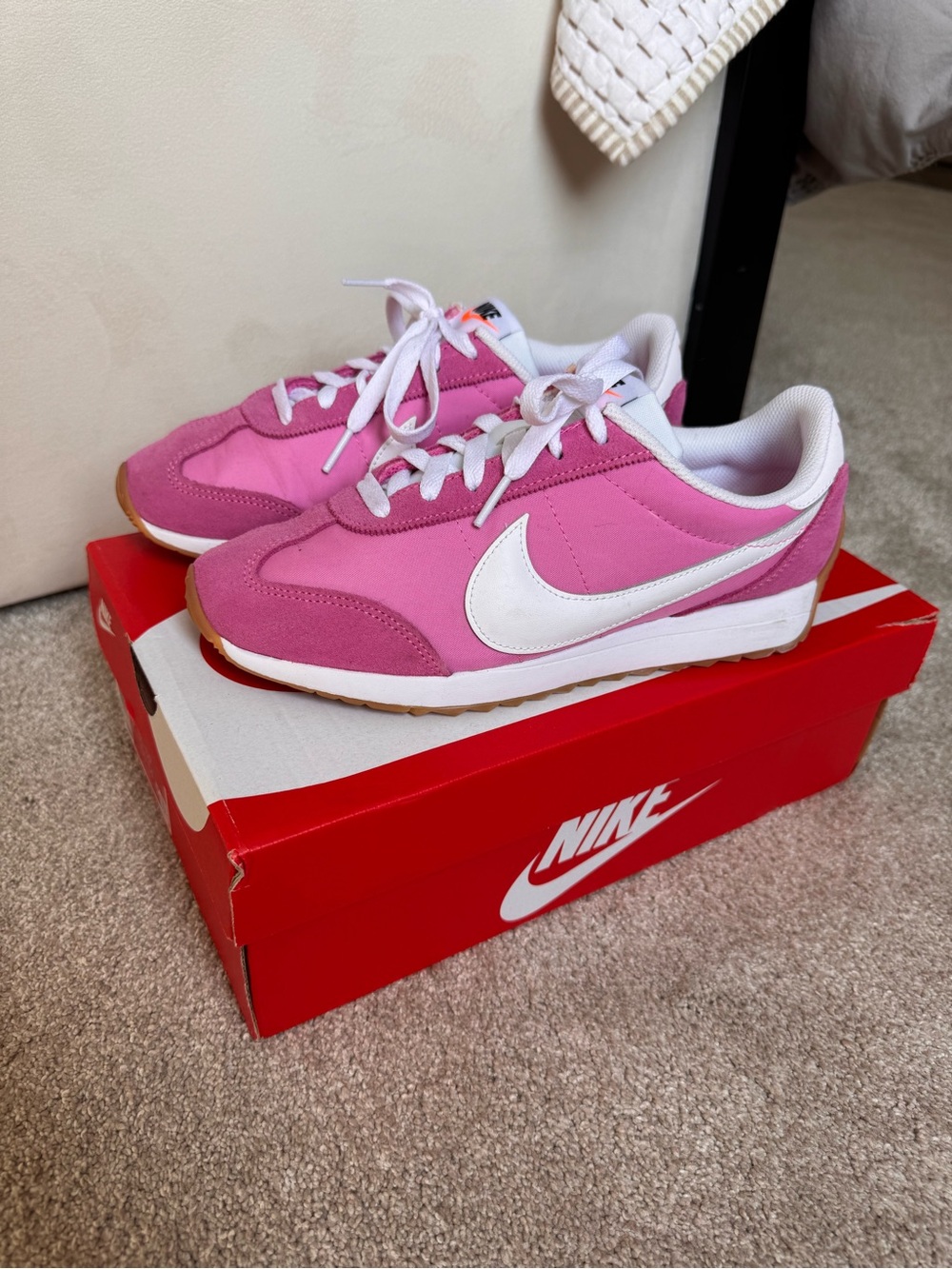 Nike Pacific sneakers pink 8.5